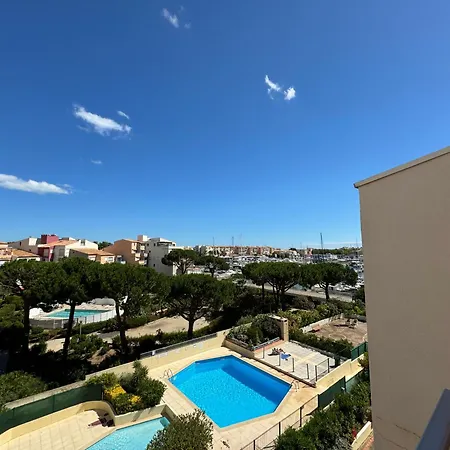 Apartment 2 Couchages Vue Port Piscine Le Cap D'agde Agde