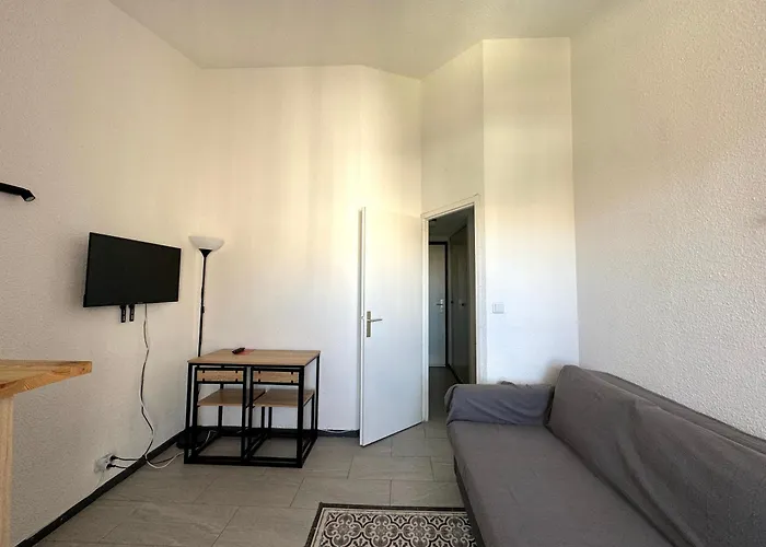 2 Couchages Vue Port Piscine Le Cap D'agde Apartment Agde