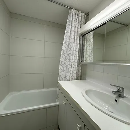 2 Couchages Vue Port Piscine Le Cap D'agde Appartement *