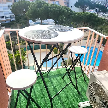 2 Couchages Vue Port Piscine Le Cap D'agde Апартаменти