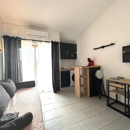 2 Couchages Vue Port Piscine Le Cap D'agde Апартаменти