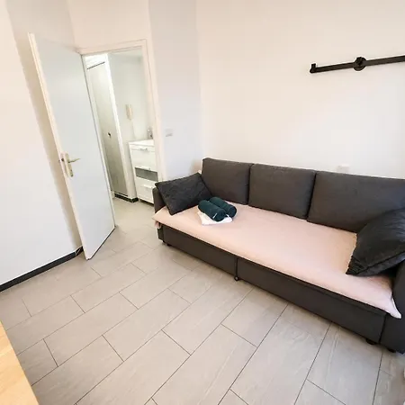 2 Couchages Vue Port Piscine Le Cap D'agde